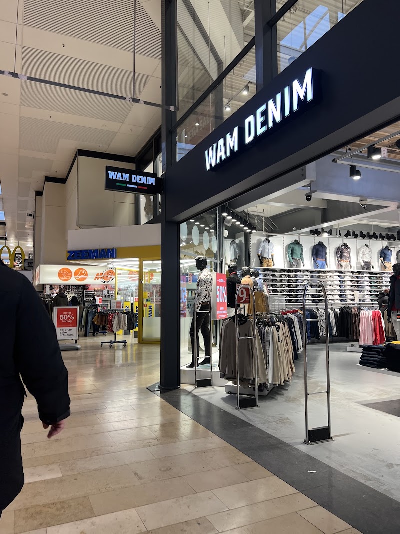 Zuidplein Winkelcentrum