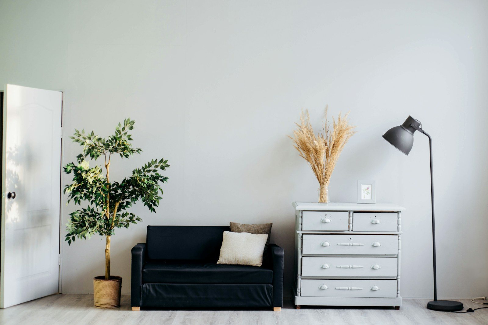 Tussenwoning met tuin in Overschie