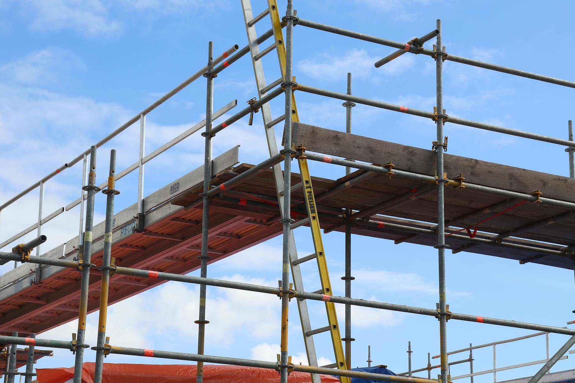 Gemeente Arnhem - besluit oneigenlijk gebruik openbare grond, steigerconstructie, Vinkenstraat 1 t/m 12 gmb-2026-217240