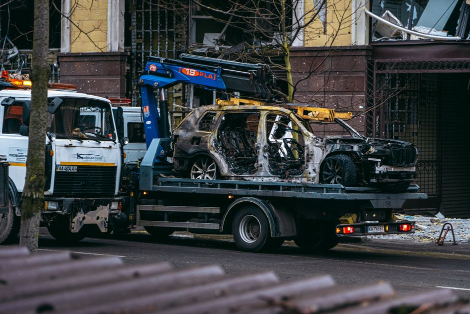 Russische droneproducent zwaargewond door explosie auto bij Jekaterinenburg