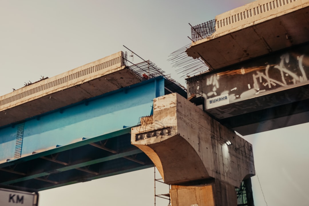 Overheid waarschuwt: bruggen en wegen dicht als er niet meer geld komt