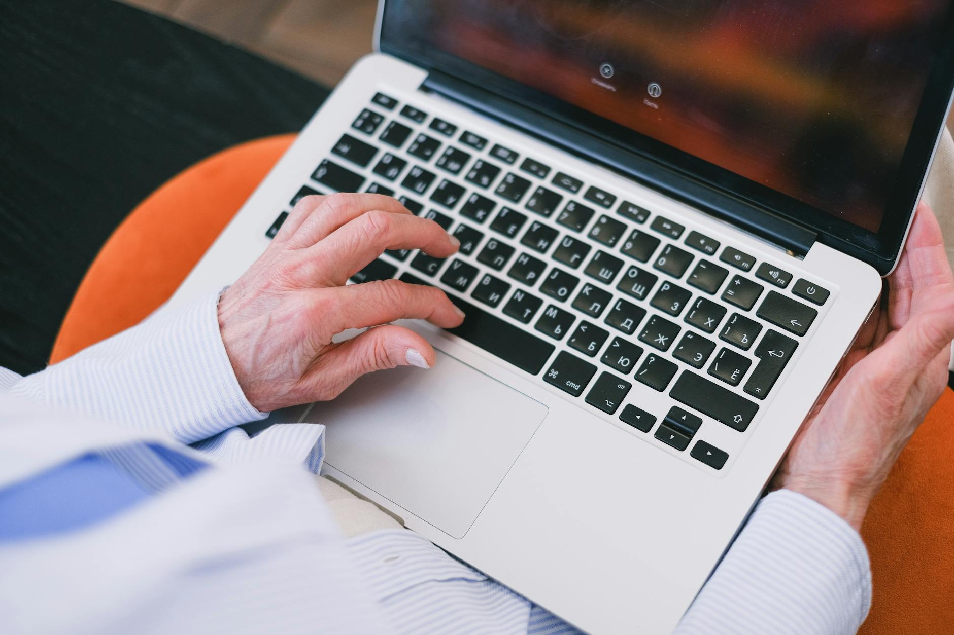 Bibliotheek LocHal in Tilburg start gratis Klik & Tik-cursus voor beginners in computer en internet