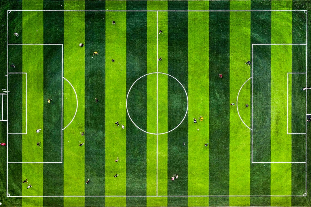 Hoe Feyenoord-trainer Van Bronckhorst tactisch groeide: 'Hij moest iets toevoegen aan Slot'