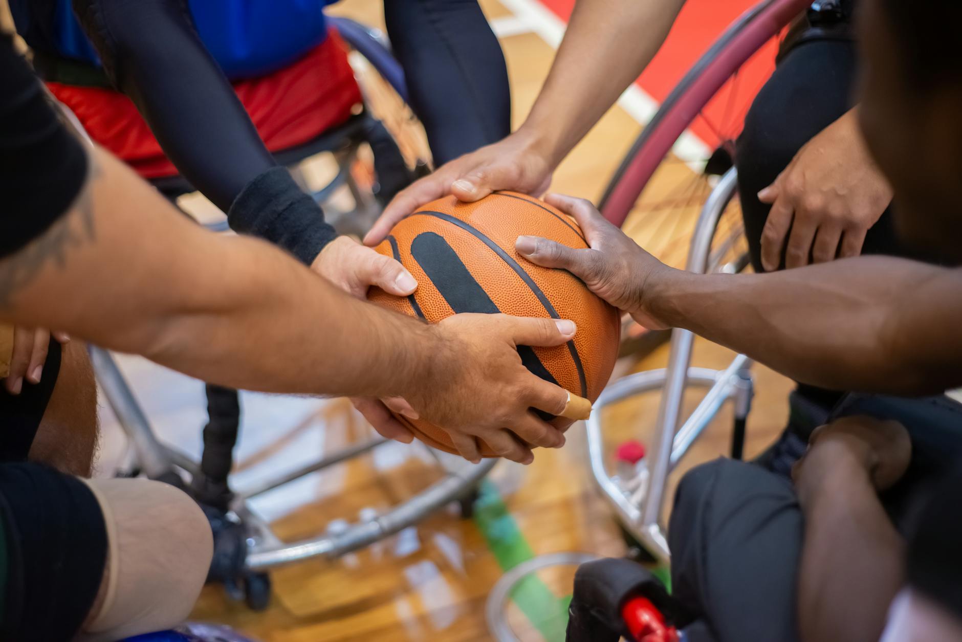 Sporten is nog niet voor iedereen vanzelfsprekend, deze studenten doen daar iets aan