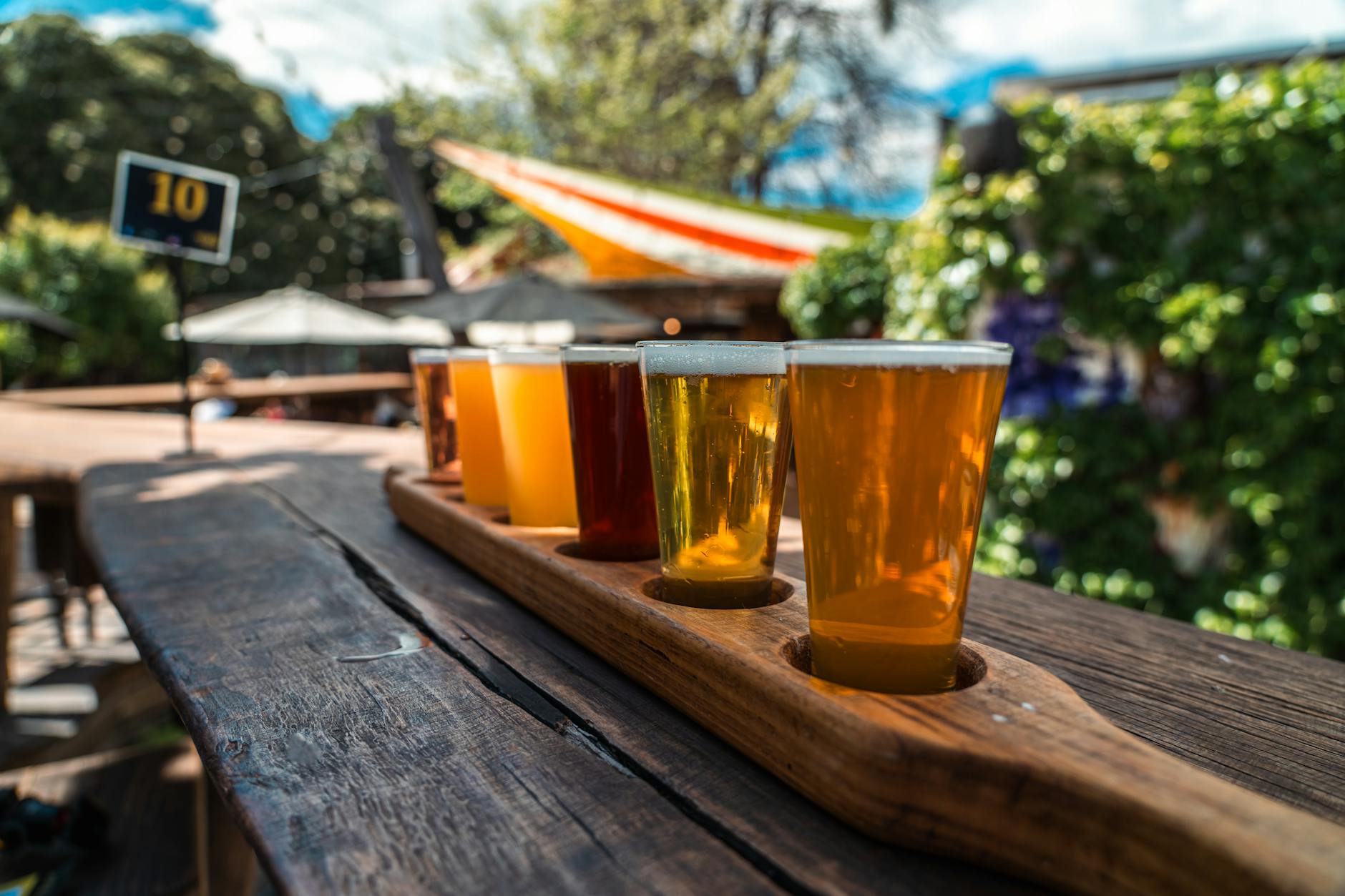 Omgevingsvergunning verleend voor het verzoek om afwijking van het omgevingsplan i.v.m. Belcrum Biertafel aan Speelhuislaan Breda gmb-2026-217530