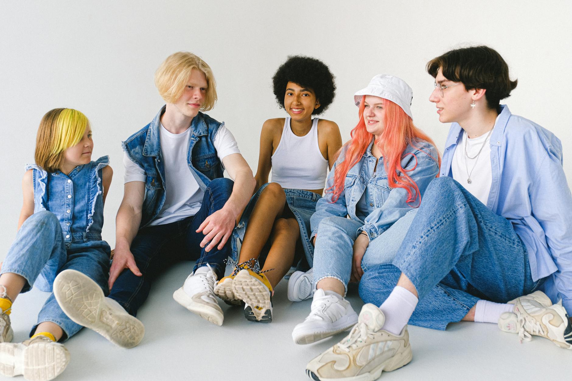 Martijn was vooroordelen over 'luie' gen Z'ers zat en schreef een boek: 'Met die jongeren kun je gewoon praten'