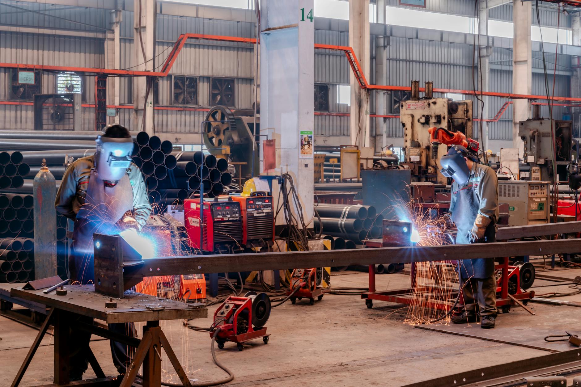 Aanvraag vergunning voor het bouwen van een extra werkplaats aan Dwarsakker 11 te Schoonebeek gmb-2026-257374