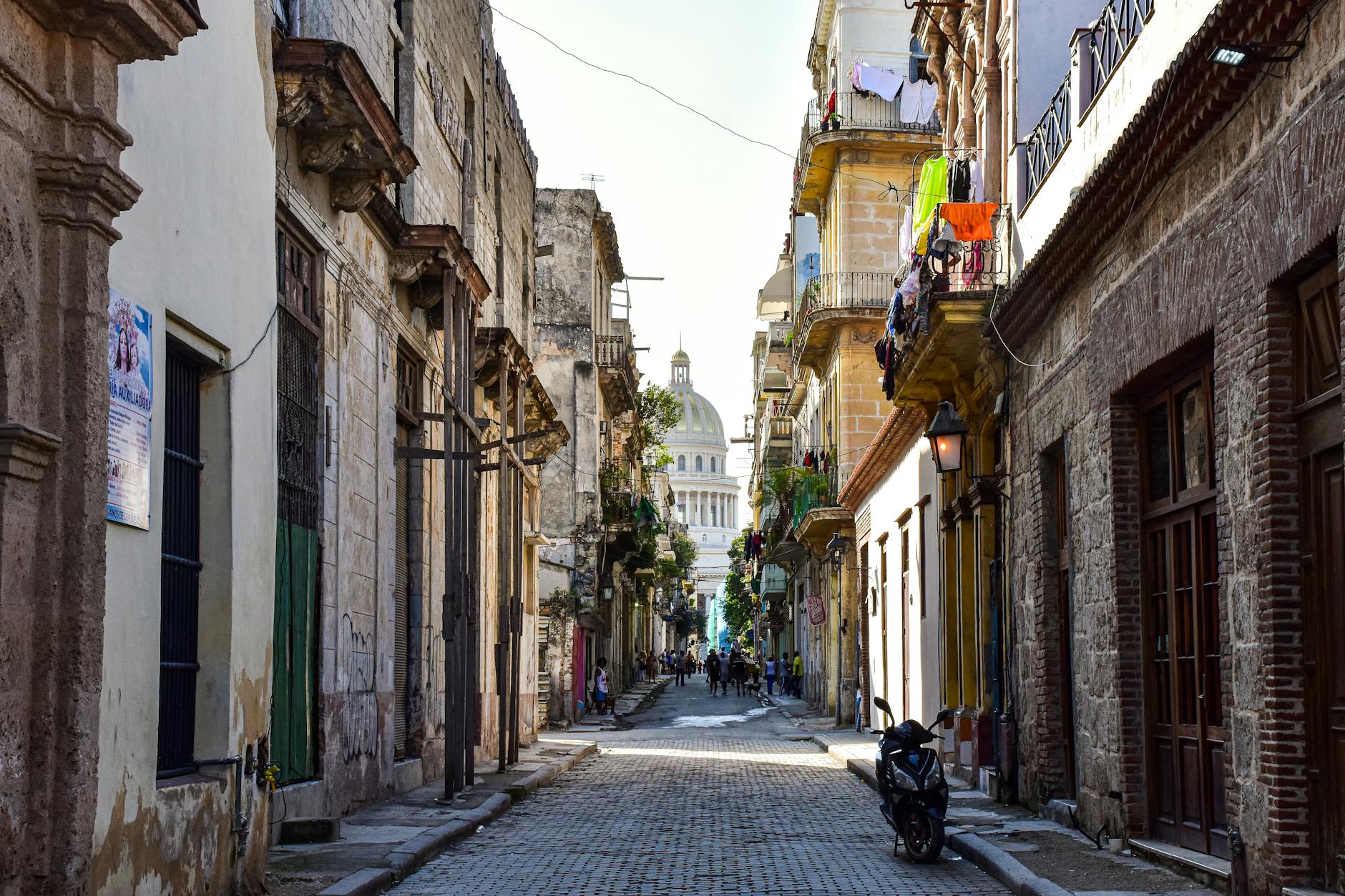 NU+ | Situatie op Cuba steeds zorgwekkender: 'Soms 30 uur lang geen stroom'