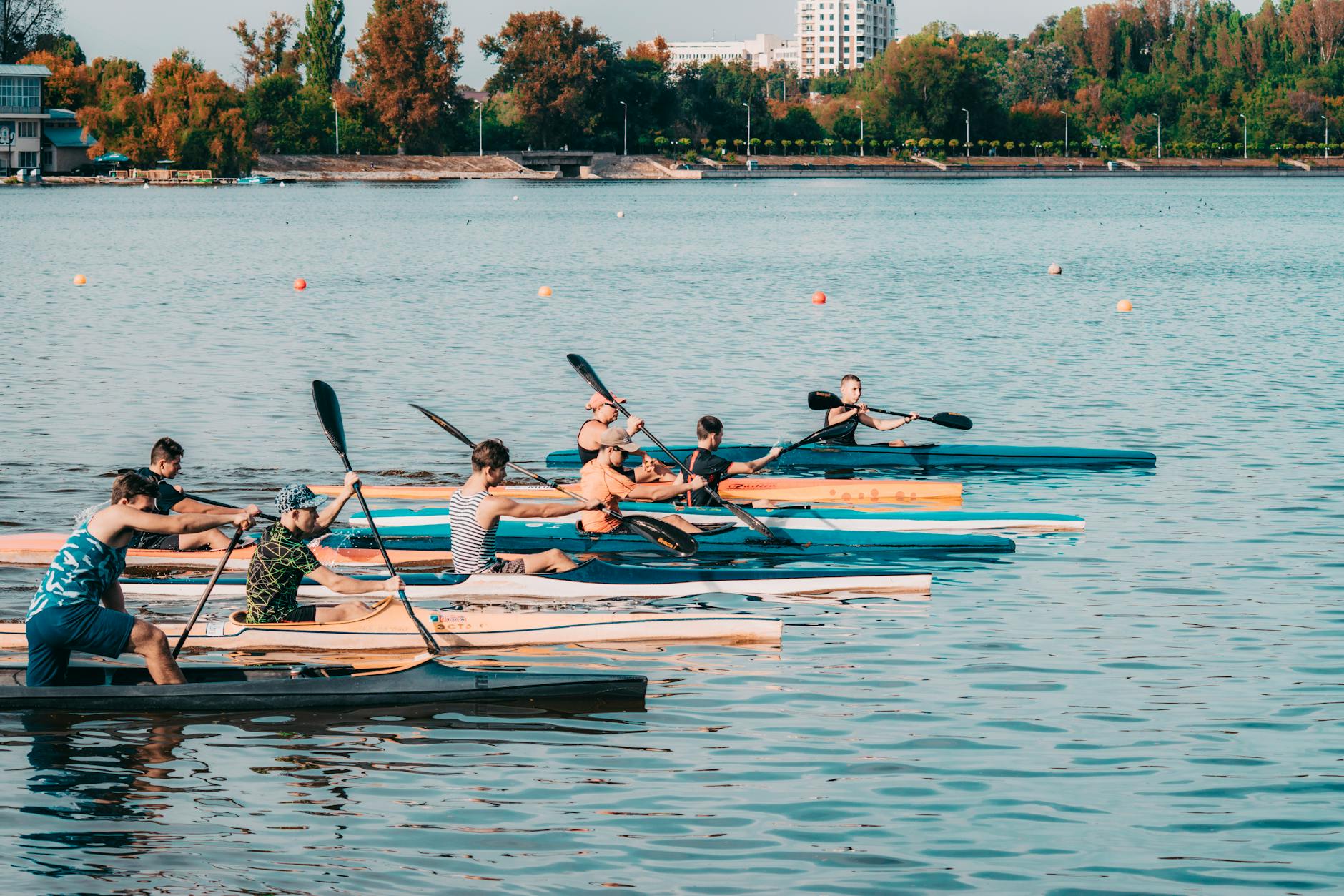 Ongekend spannende kanotriatlon bij Kano Club Rotterdam
