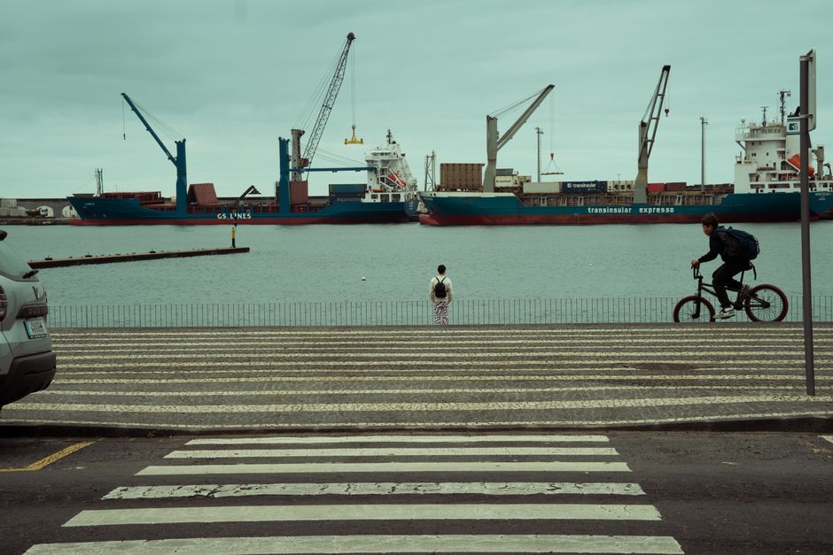 Op de fiets langs de veranderende Rijnhaven tijdens Wereld Havendagen