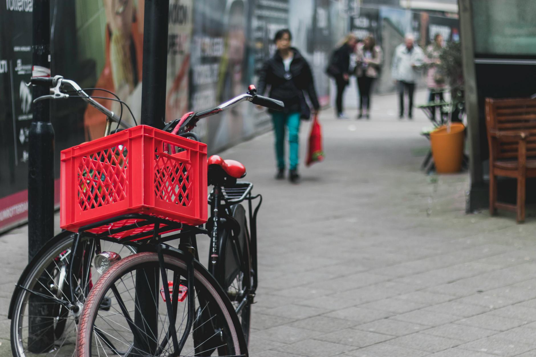 Rotterdammer woont gemiddeld 16 kilometer van werk: fietsen kan ruim 1.300 euro schelen