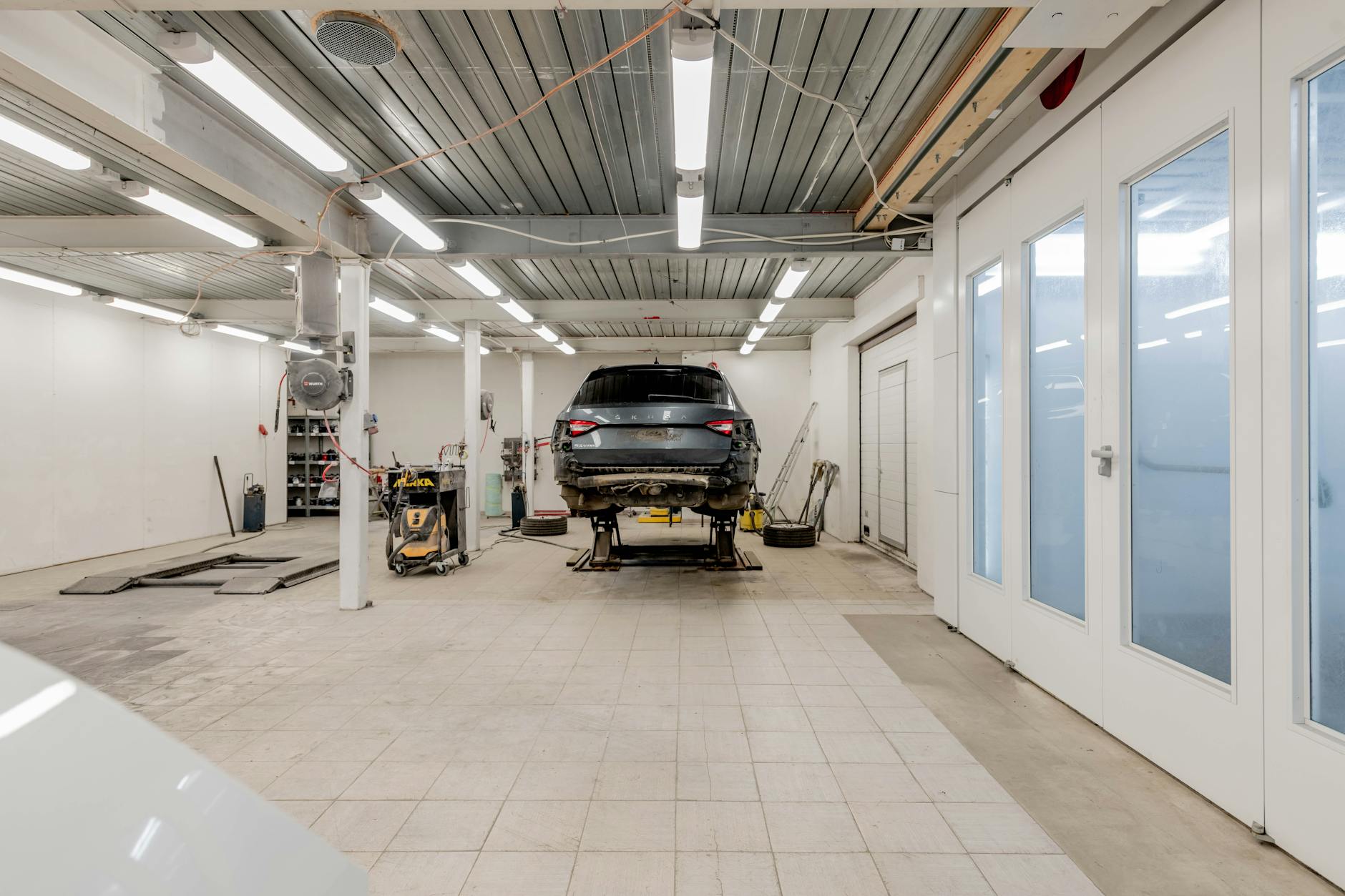 Kennisgeving ontvangst Melding Milieubelastende Activiteiten t.b.v. melden autogarage bedrijf, Windraak 28F-1, 6153AB Windraak gmb-2026-217886