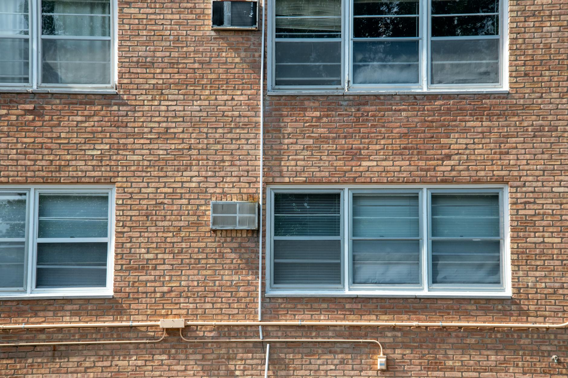 Ingediende aanvraag omgevingsvergunning voor het plaatsen van een kozijn in de voorgevel van de woning, Biggenweide 10, 2727GS te Zoetermeer. Ingekomen op 28-04-2026 gmb-2026-211516