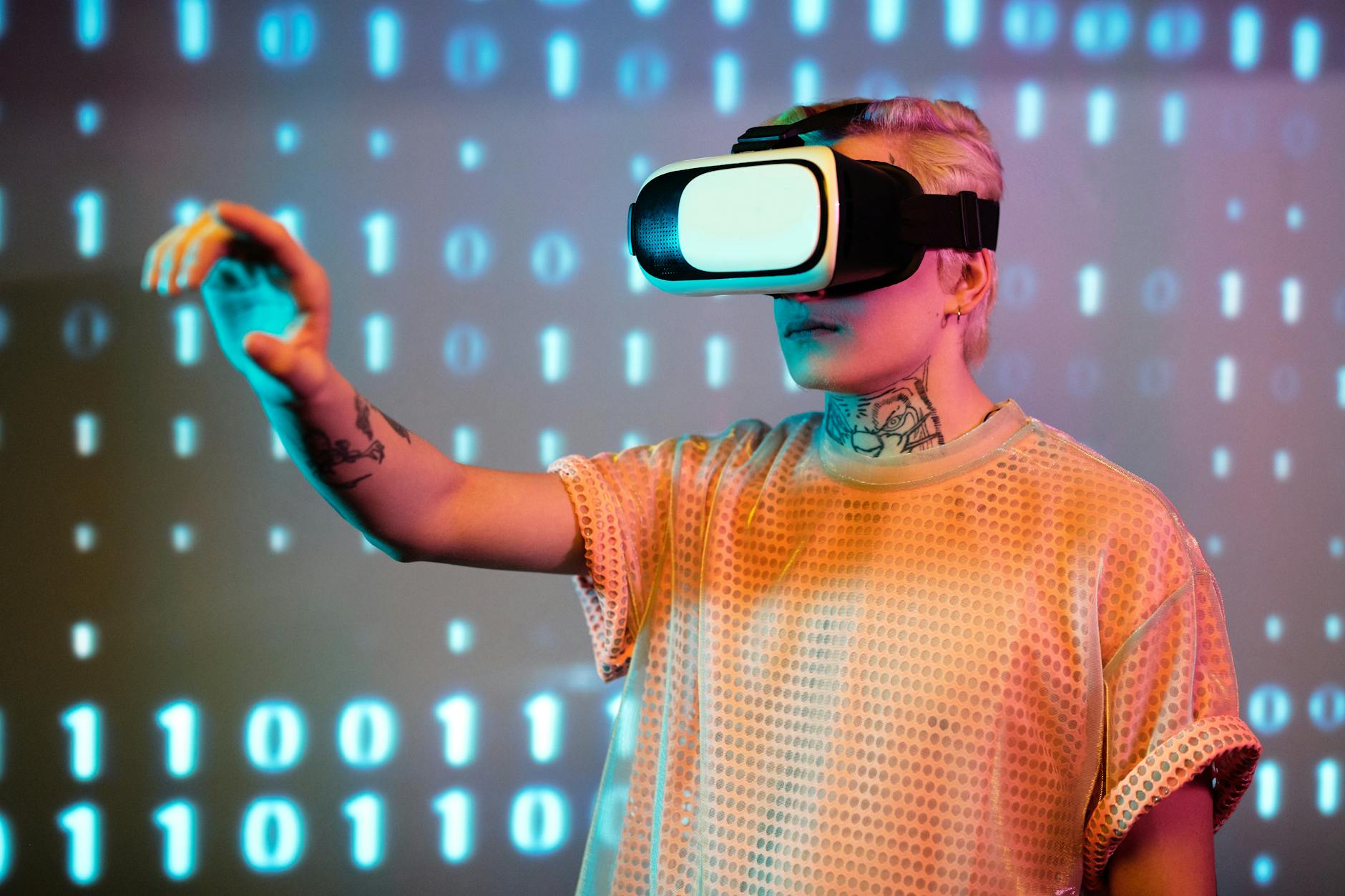 Schrijver uit Oud-IJsselmonde debuteert met thriller over AI en virtuele wereld