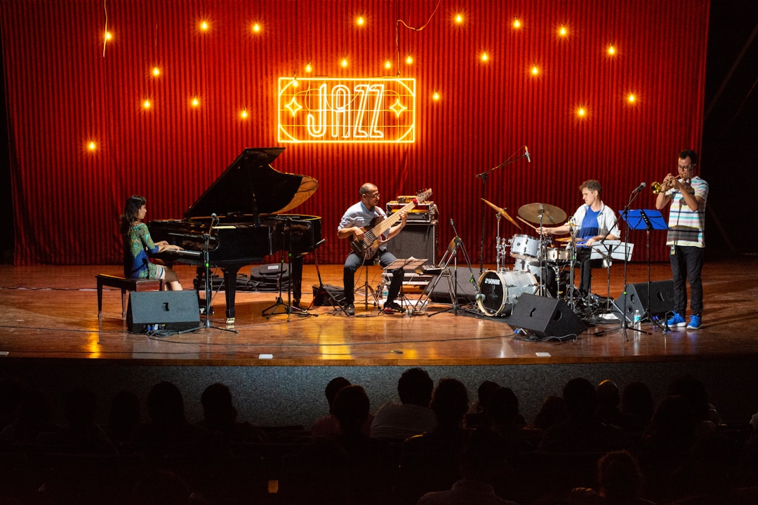 10 plekken waar Amsterdam-West (gratis) naar jazz luistert