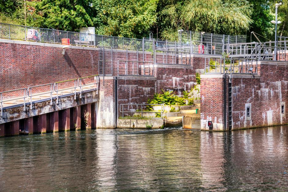 Sluis tussen Rotte en Bergse Plassen viert 160e verjaardag