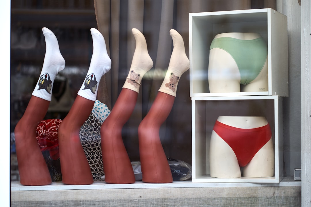 NET OPEN. Juliette Lingerie in de Donkersteeg: “Fleurige kleuren voor grote cupmaten”