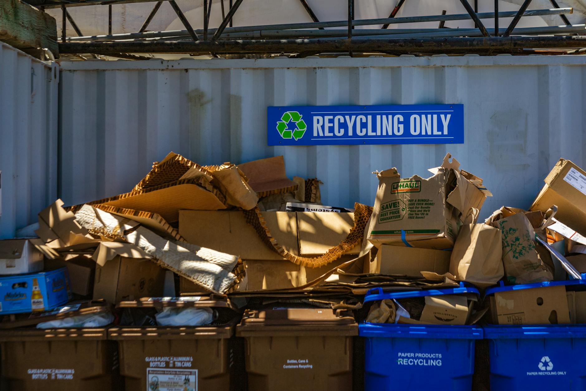 Recyclewinkels gaan als een speer: Hagenaars doen het stuk beter dan Amsterdammers
