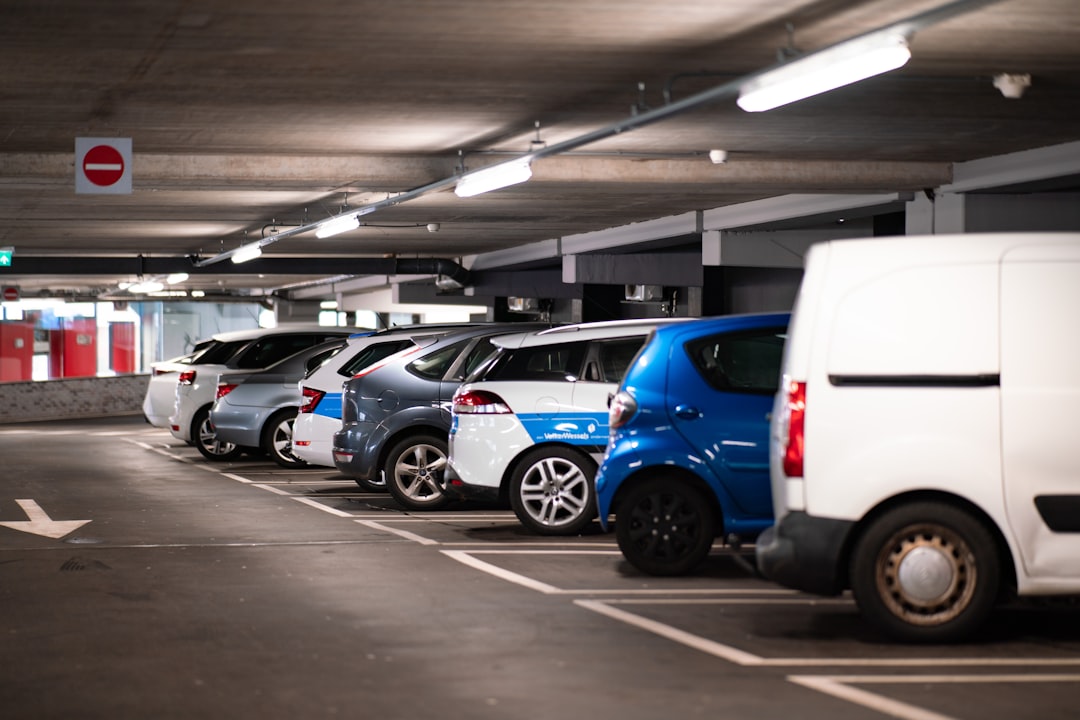 Zes extra kortparkeerplaatsen in Smedenstraat in Brugge