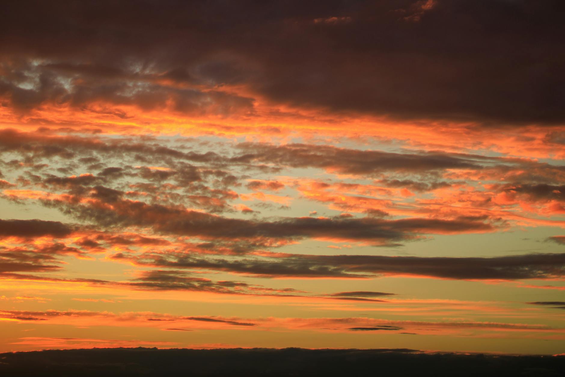 Zó mooi ging gisteren de zon onder
