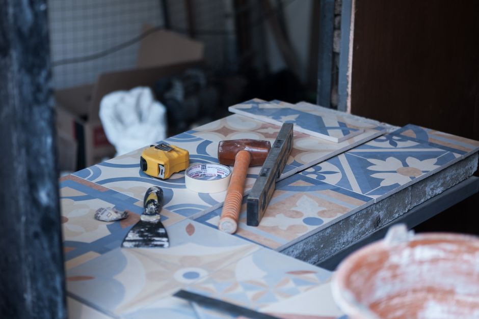 PVC Meester: Vakmanschap van vloer tot afwerking