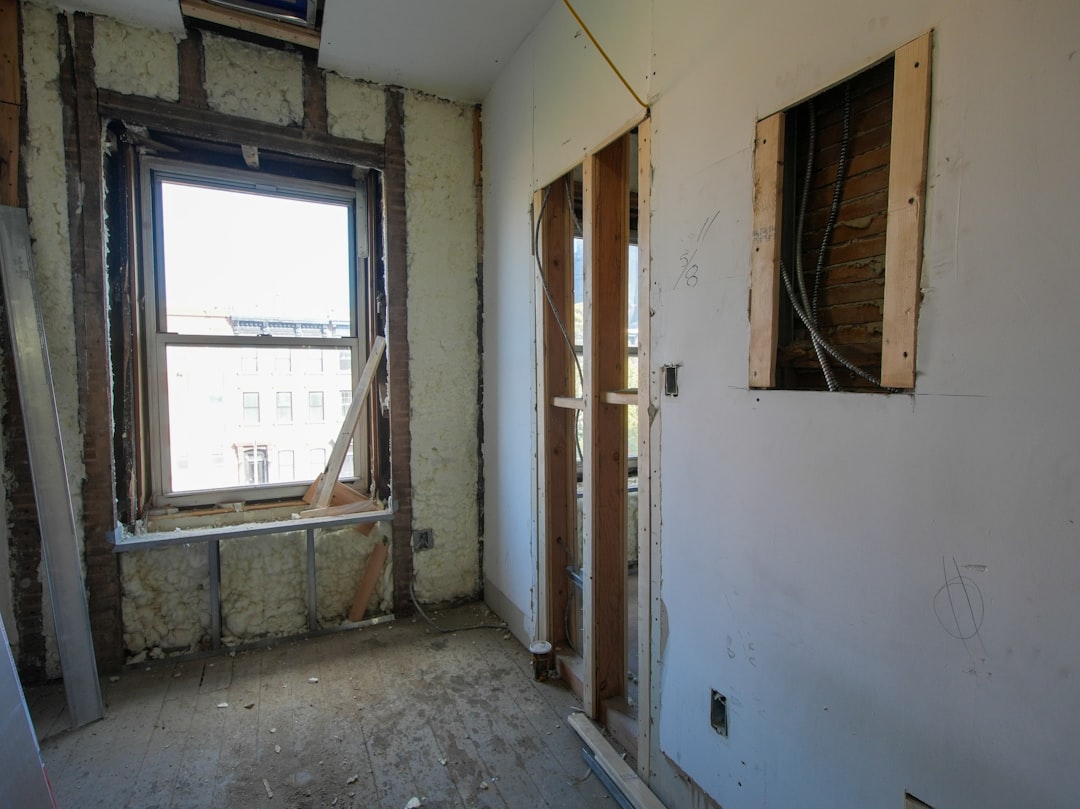 Gemeente Haarlem, omgevingsvergunning verleend, Van Ostadestraat 2 2023XA Haarlem, 0392-2026-0040402, interne wijzigingen in de plattegronden, toevoegen van een woning naar in totaal 4 woningen en 1 b gmb-2026-242042