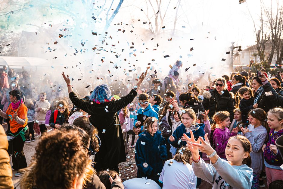 Stenen schilderen, dansen en springkussen: 'Het geeft mij wel een geluksgevoel'