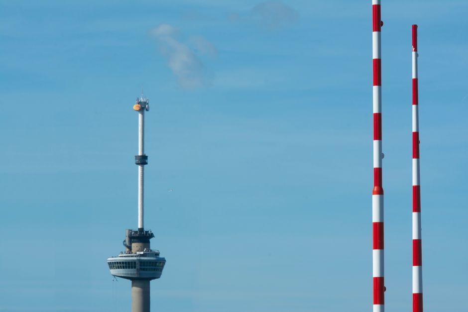 Klachtenregen over fluittoon Euromast tijdens harde wind: 'Je hoort het overal'