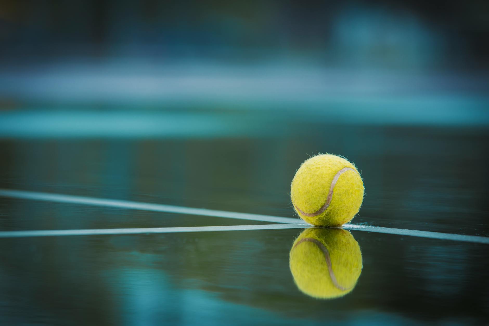 Drama in Rome: slijtageslag tussen toptennissers Jannik Sinner en Danill Medvedev abrupt beëindigd
