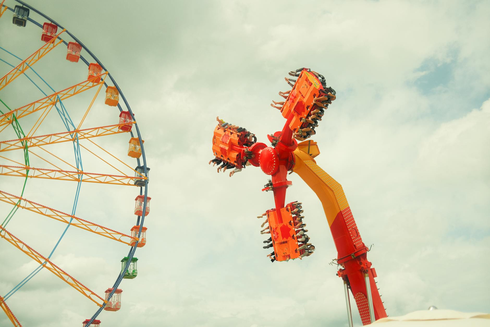 Efteling presenteert nieuwe attractie Ravenring: zo gaat deze eruitzien