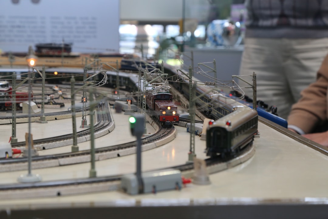 Miniatuurtreintjes brengen spoorweghistorie tot leven op internationale modelbouwexpo bij Witte Steen in Venlo: ‘Dit is smullen voor de liefhebber’