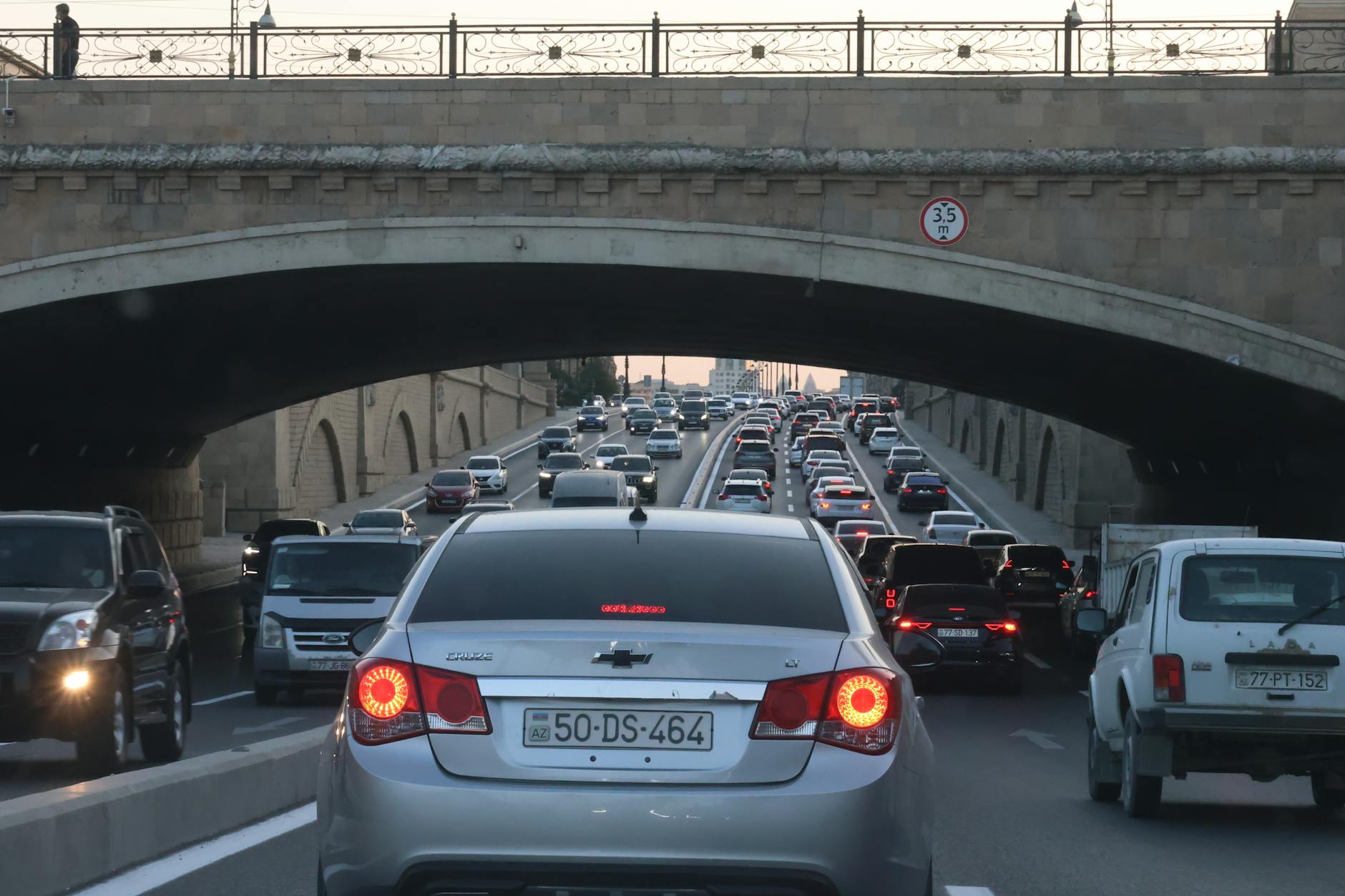 Haastrechtse brug open, maar daarmee zijn de files voor wegwerk niet voorbij
