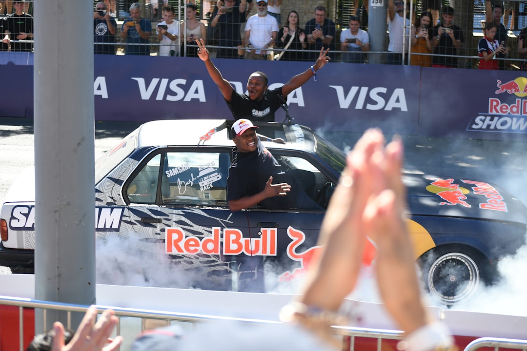 Verstappen verrast door podium: 'Komt ook door Russell en zooitje bij McLaren'