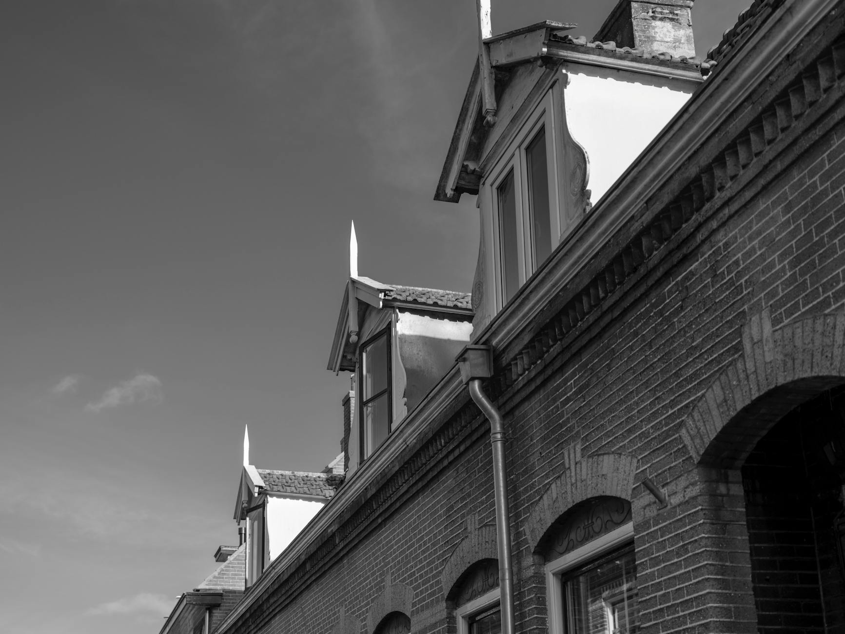 Hommelmeent 148, 1218 EX Hilversum (plaatsen 2 dakkapellen voor- en achterzijde); 1934532; 08-05-2026; Status: Vergunning verleend, gemeente Hilversum gmb-2026-222735