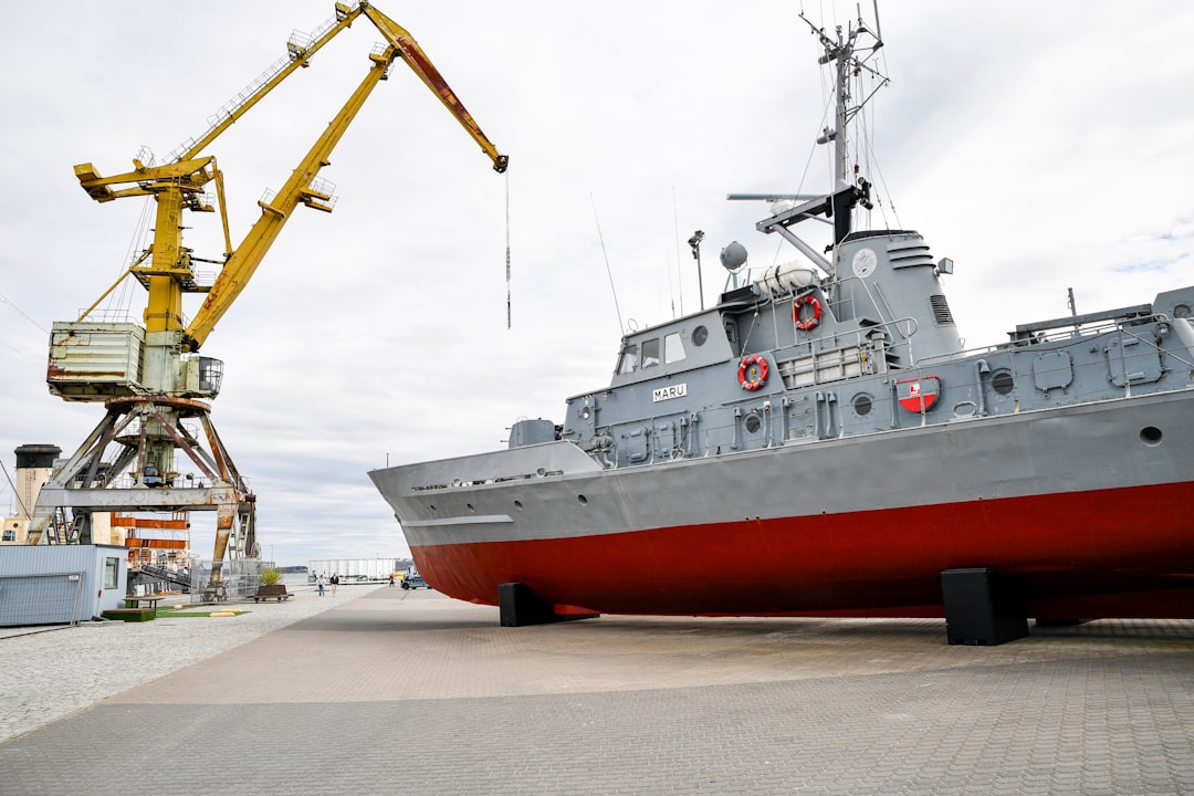 Herstel mijnenjager Vlissingen verloopt voorspoedig, meldt de marine. Rookincident zorgt desondanks voor hoge tijdsdruk richting doelen - Noordhollands Dagblad