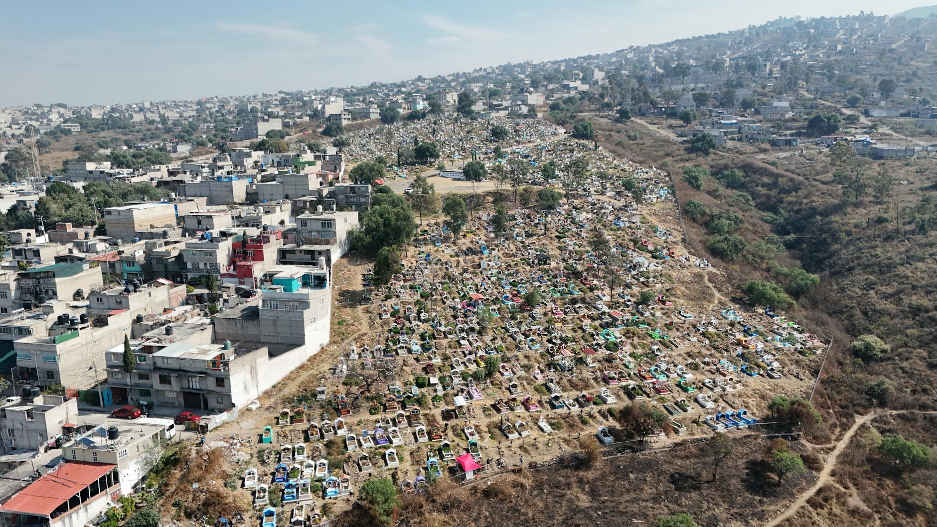 Begraafplaatsen Giessenburg pas over vier jaar vol: start uitbreiding in de loop van 2026