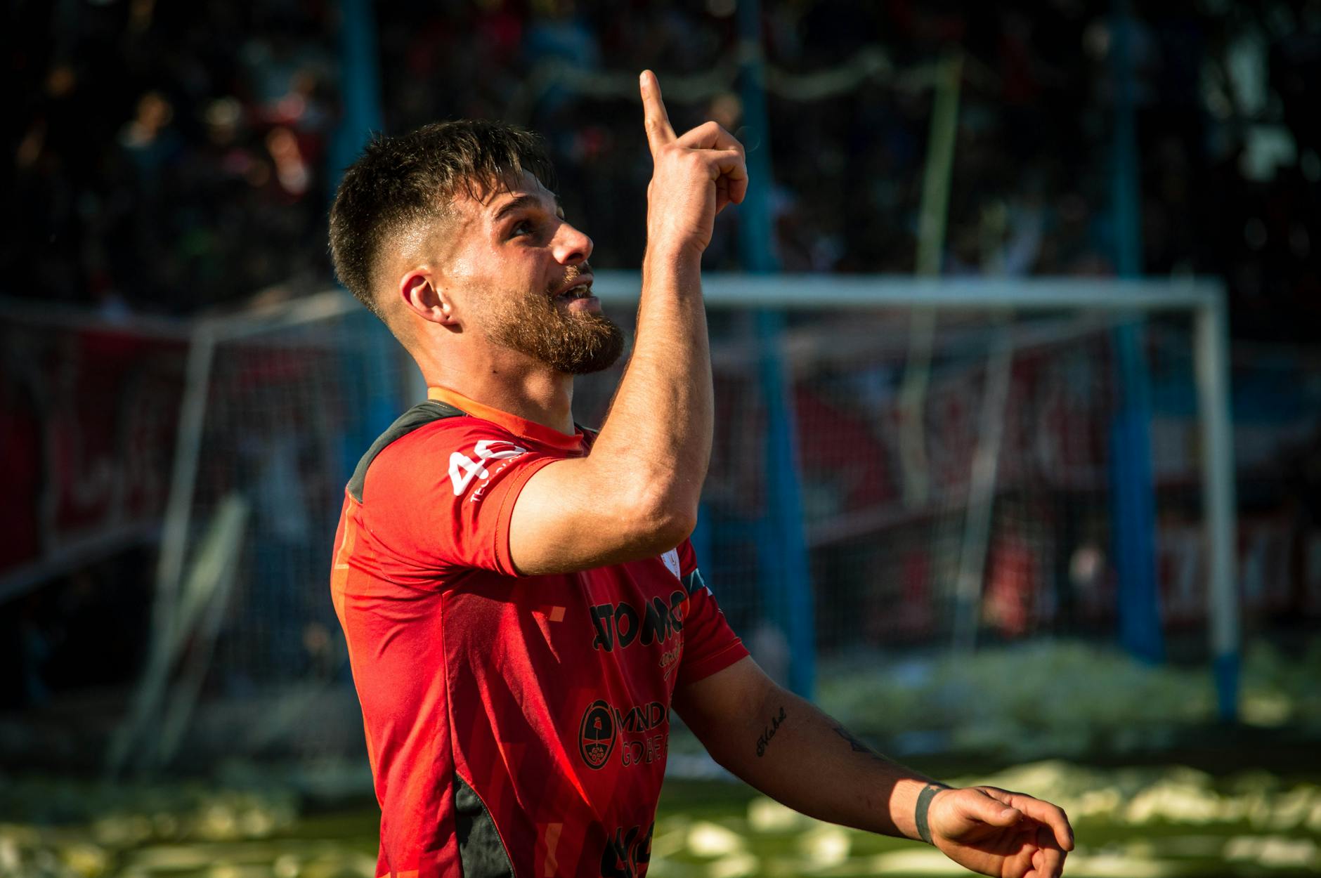 Nieuwe aanvoerder staat op bij Feyenoord: 'Hij is echt de motor van het team'