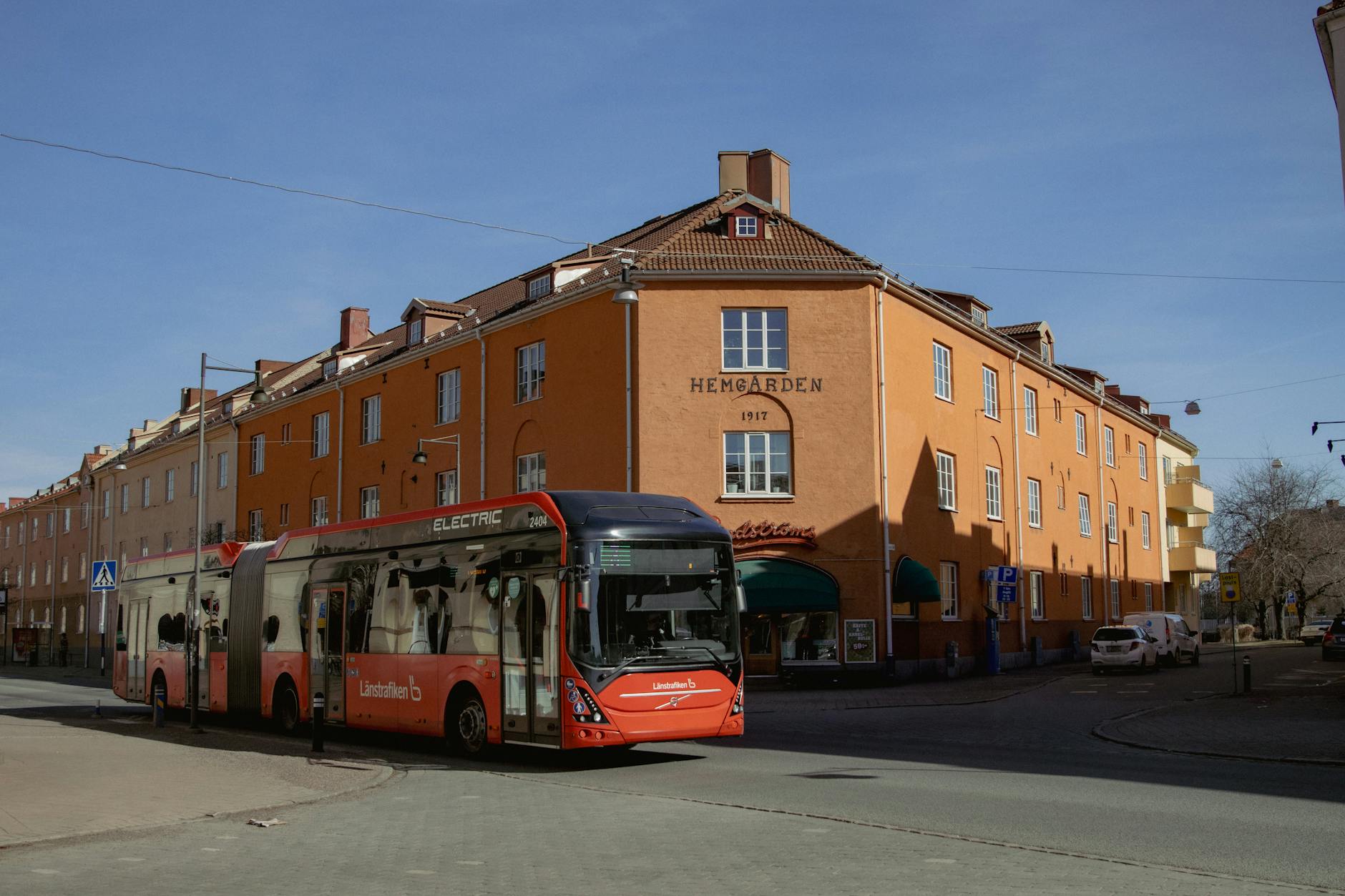 Gelderland en Transdev sluiten overeenkomst voor 320 nieuwe uitstootvrije bussen regio Foodvalley - EdeStad.nl