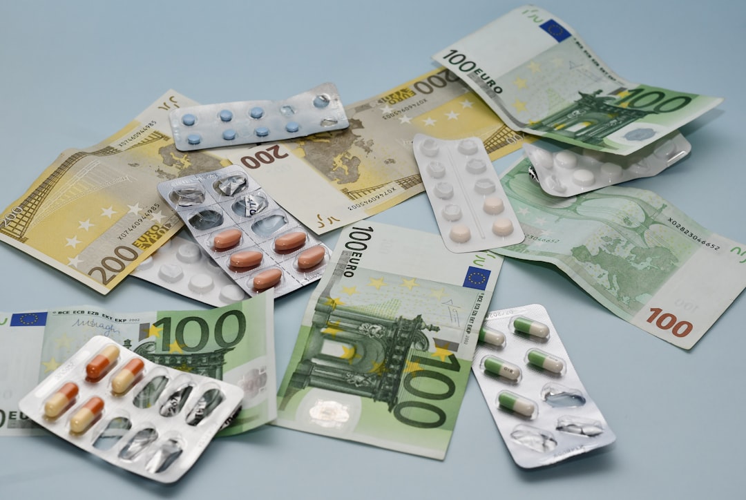 Witwaszaak tegen familieleden drugscrimineel Bolle Jos uitgesteld, moeder (71) heeft geen advocaat meer