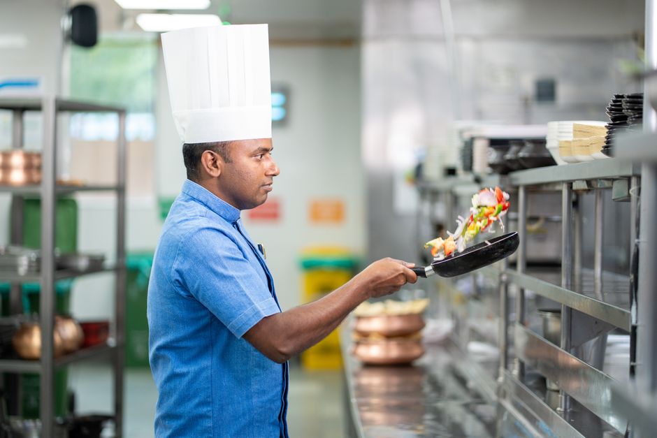 Arbeidsinspectie grijpt in bij Indiaas restaurant in Rotterdam-Kralingen