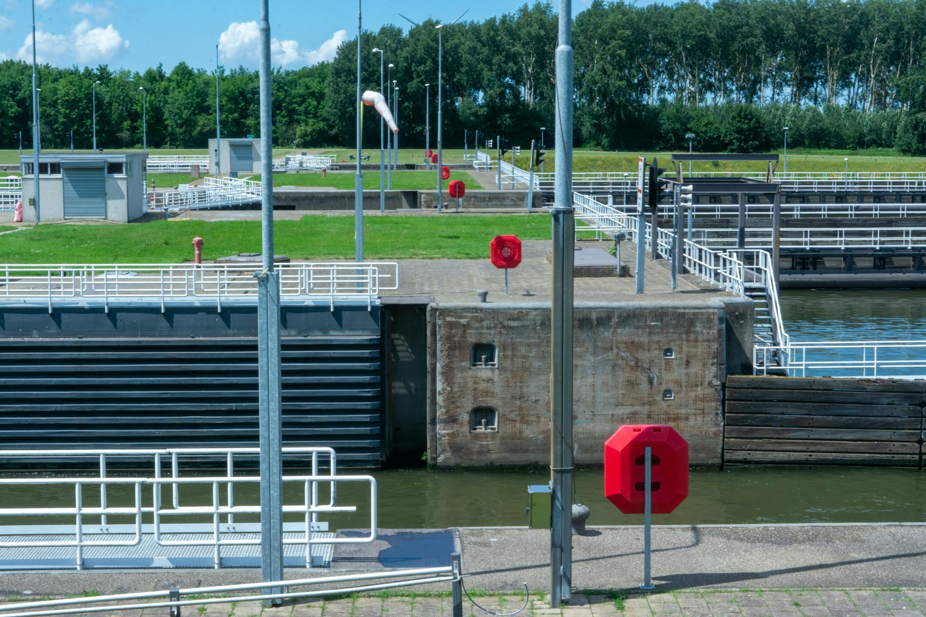 Personeelstekort nekt bediening Slochtersluis opnieuw tijdens Hemelvaart en pinksterweekend