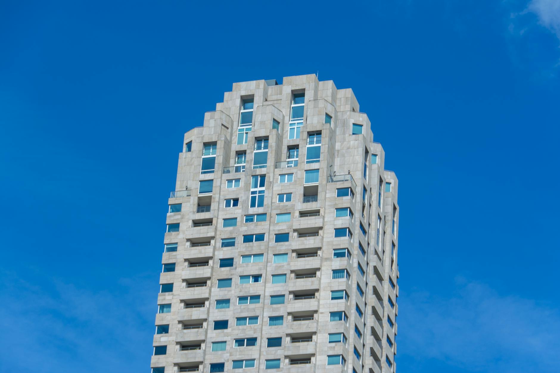 Na een schadeclaim en rechtszaak kan deze woontoren na acht jaar eindelijk worden gebouwd